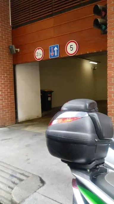 Modern Apartment With Garage Budapest